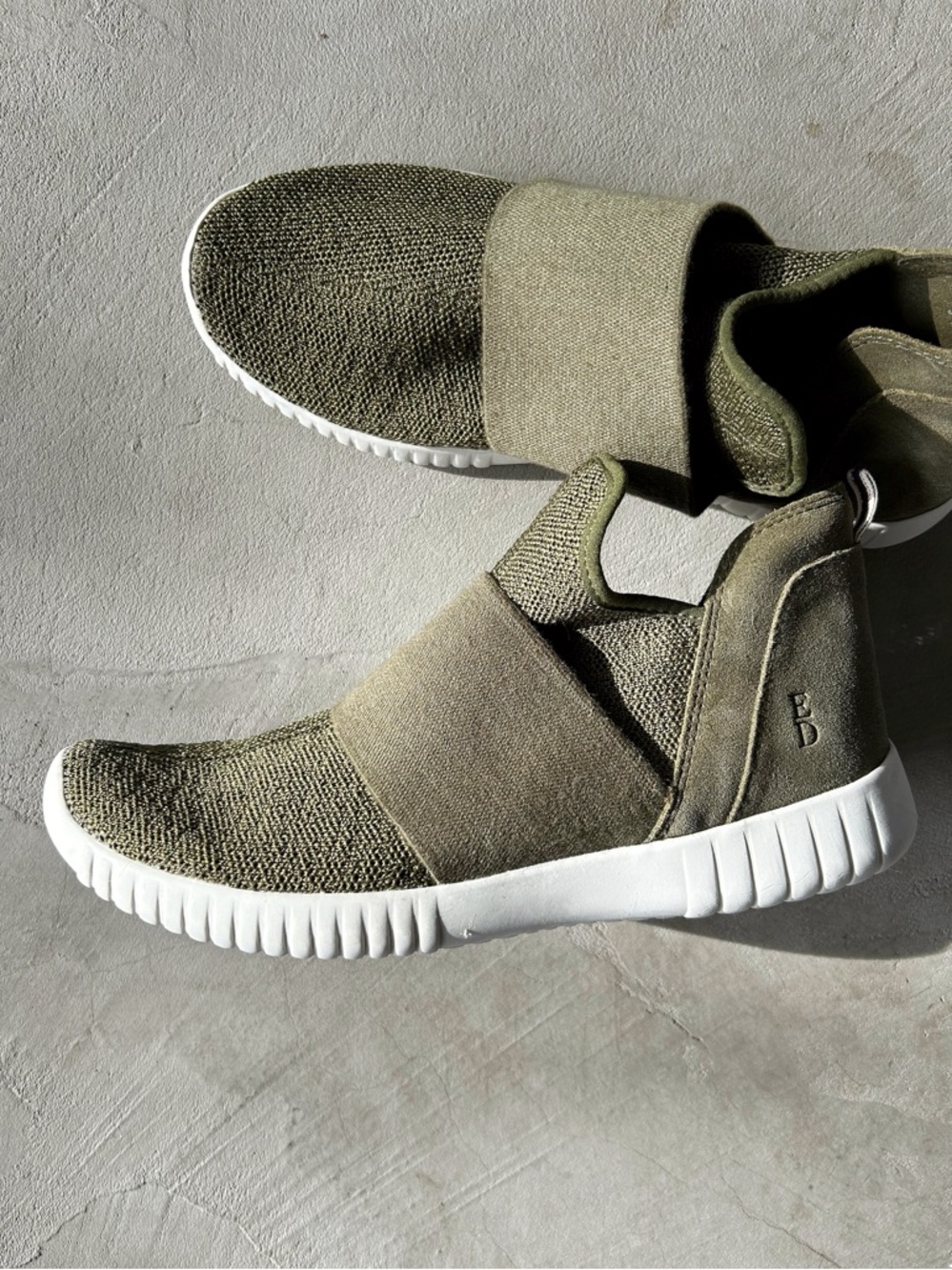 ED Ellen Degeneres | Olive Green Slip-On Sneakers